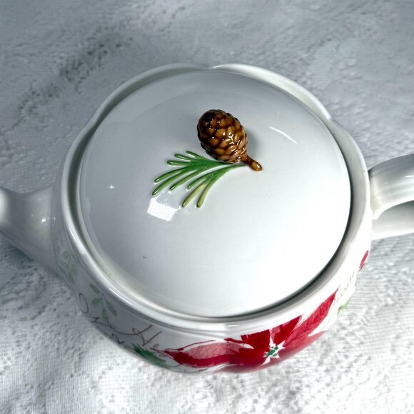 LENOX “Winter Meadow” Teapot & Pinecone Lid - Floral, Holly, Cursive Script, NEW - Picture 5 of 10